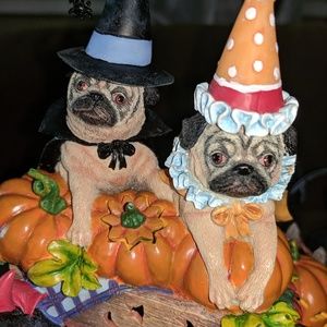 Pug Punkin patch light up figurine
